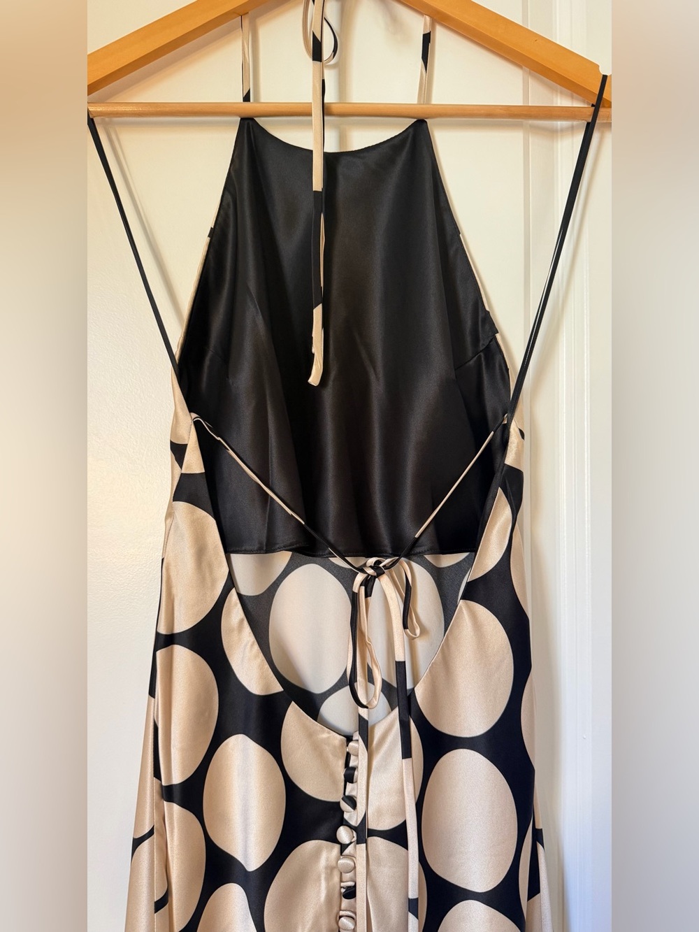 Reformation Jeany Silk Dress In Full Moon Dot, NEW WITHOUT TAGS, NEVER WORN. - Picture 13 of 14